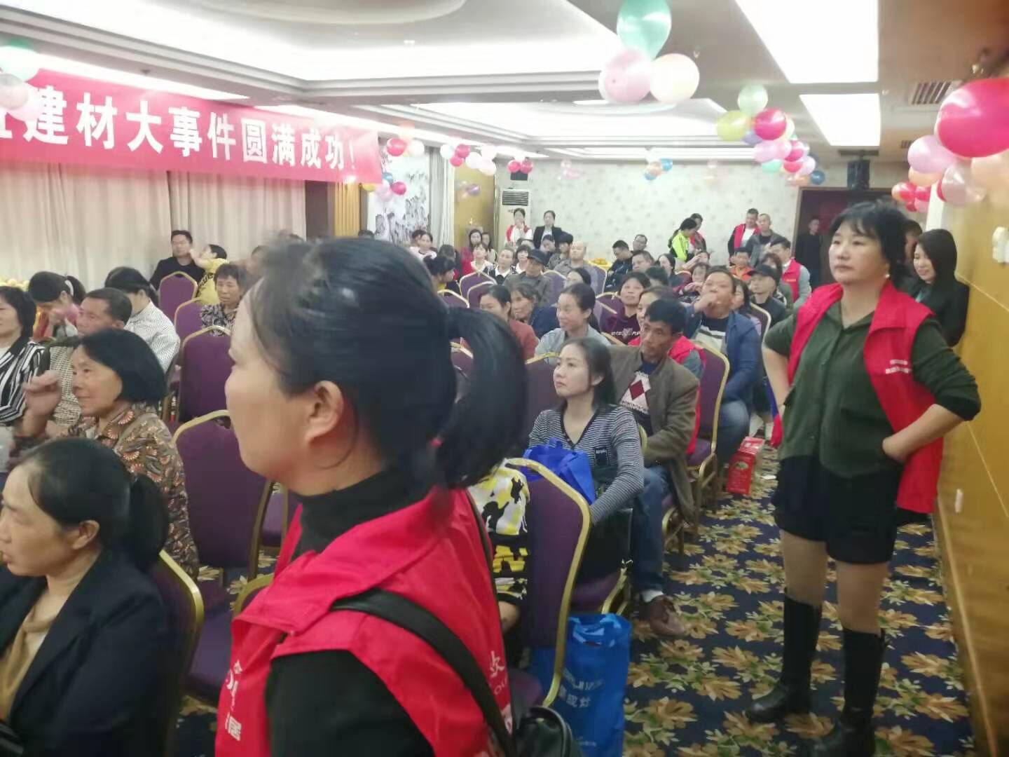 攸縣建材大事件完滿落幕，法瑞集成灶燃爆全場(chǎng)！